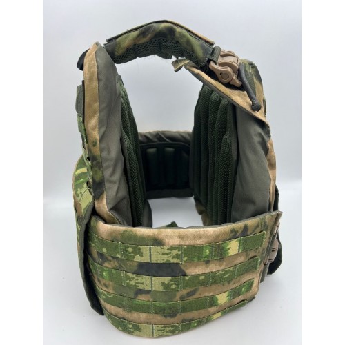 Бронежилет ЗАЩИТНИК в Бийске с кевларовым баллистическим пакетом C2, капами и бронеплитами Бр5