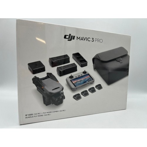 Квадрокоптер DJI Mavic 3 Fly More Combo в Бийске DJI RC / с экраном