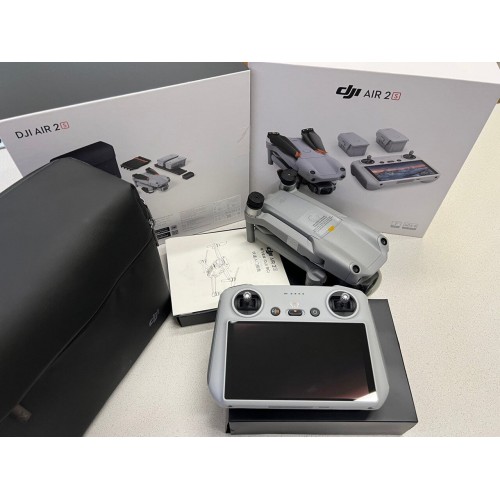 Квадрокоптер DJI AIR 2S Fly More Combo (пульт DJI RC с экраном) в Бийске
