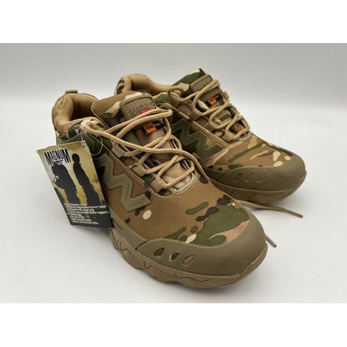 Треккинговые кроссовки «MAGNUM» летние в Бийске