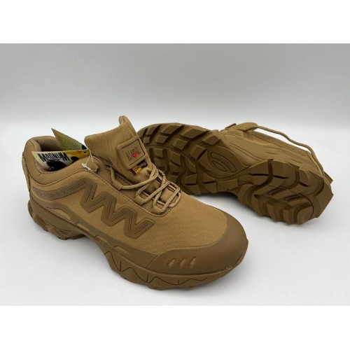 Треккинговые кроссовки «MAGNUM» летние в Бийске