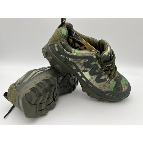 Треккинговые кроссовки «MAGNUM» летние в Бийске